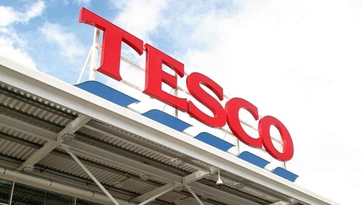 Tesco refuse to serve soldier in uniform because it may offend Muslims?