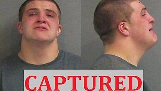 Police and criminal bizarrely trade taunts online