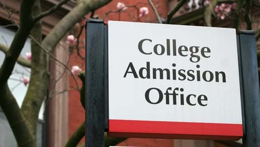 40% of US colleges will now check your Facebook