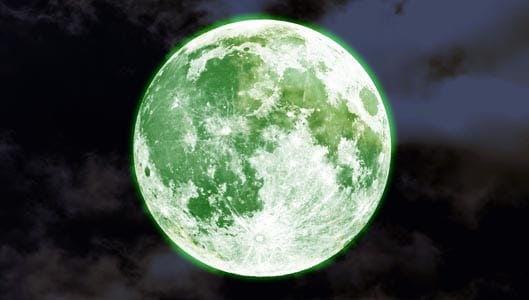 Will the moon turn green on April 20th? Fact Check