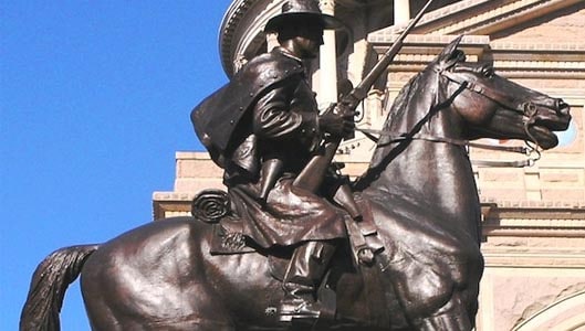 It is legal to use deadly force to protect statues in Texas?