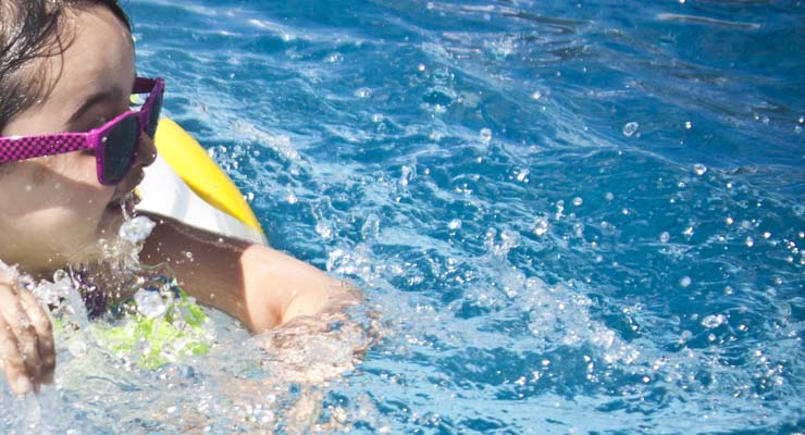 Is there a chemical in swimming pools that reveals urine? Fact Check