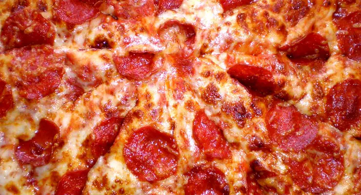 Should domestic abuse victims call 911 and order pepperoni pizza? Fact Check
