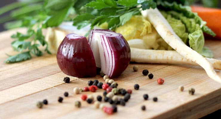 Does strapping a raw onion to your foot overnight “heal” you? Fact Check