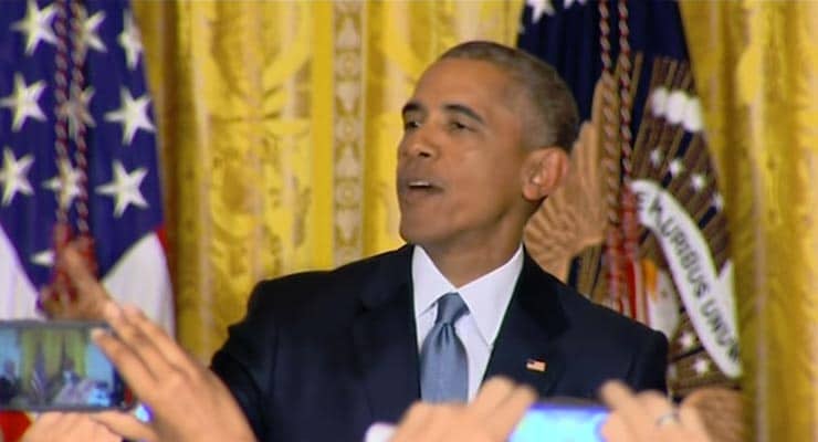 Does video show Obama removing reporter from press conference? Fact Check