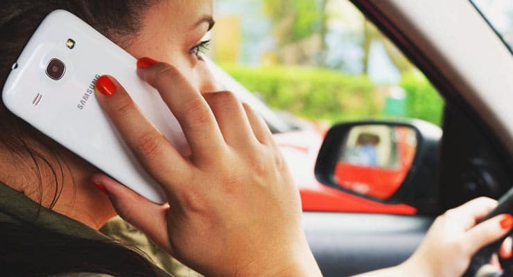 Are drivers fined $999 and 3 year suspension for using cell phones? Fact Check