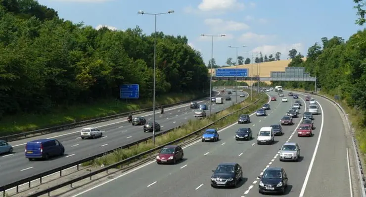 Do all speeding cameras go live on M1 or M25 at midnight? Fact Check