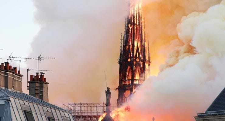 Some of the most bizarre conspiracies that spread about the Notre Dame fire
