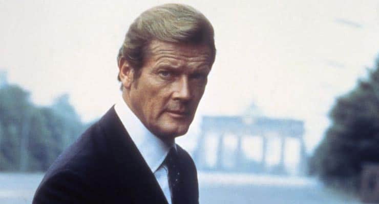 Internet announces passing of Roger Moore, despite actor passing away 2 years ago