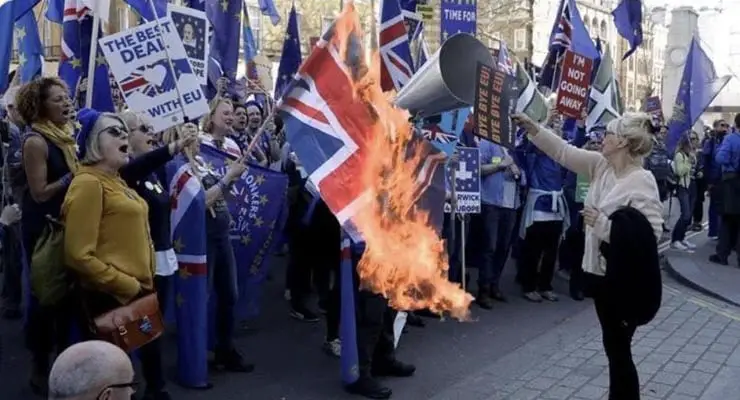 Does photo show pro-EU protesters burning Union Flag? Fact Check