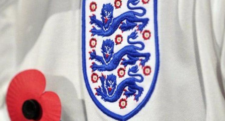 Message claims football players can wear BLM on shirts but not Poppy? Fact Check